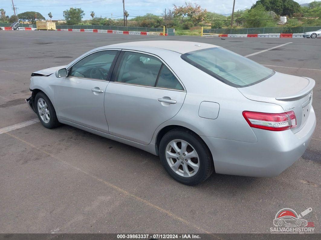 4T1BF3EK7BU227020 2011 TOYOTA CAMRY photo no. 3