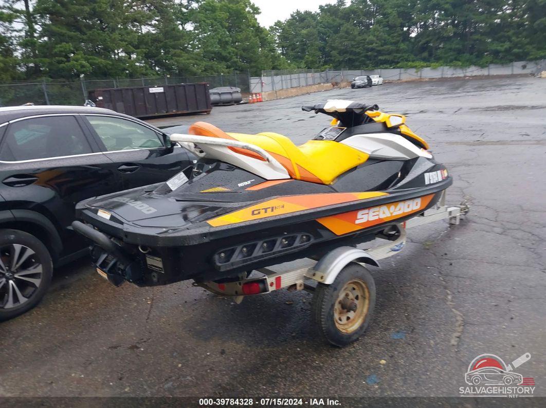 00000YDV51611E818 2018 SEA DOO GTI photo no. 4