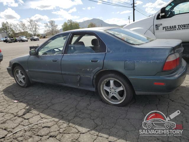 1HGCD5638TA107541 1996 HONDA ACCORD photo no. 2