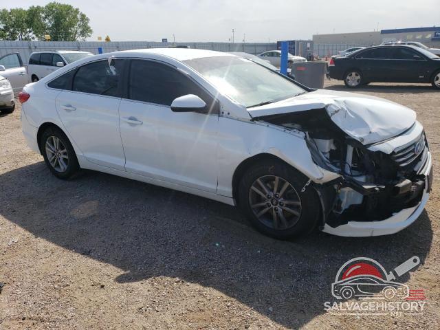 5NPE24AF2FH185299 2015 HYUNDAI SONATA photo no. 4