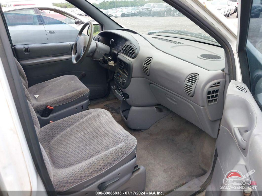 2B4GP25G8YR791419 2000 DODGE CARAVAN photo no. 5