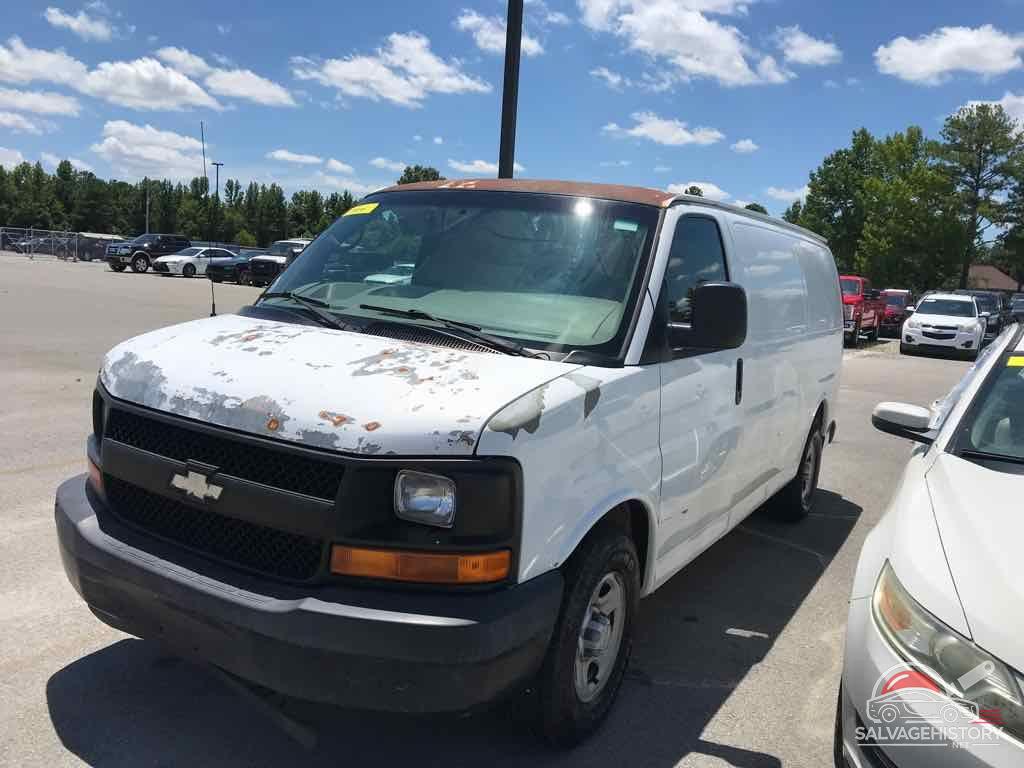 1GCFG15X171109993 2007 CHEVROLET EXPRESS G1500 photo no. 10