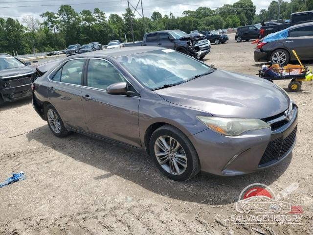 4T1BF1FK3FU877732 2015 TOYOTA CAMRY photo no. 4