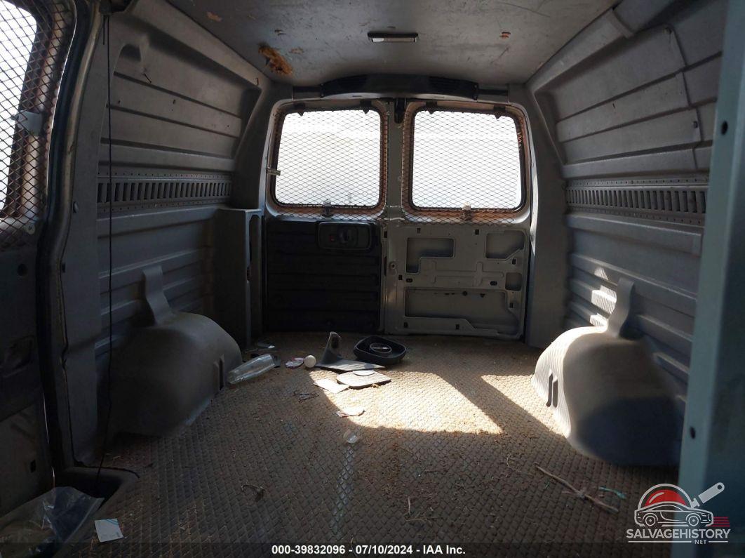 1GCFG25W8W1022877 1998 CHEVROLET CHEVY VAN photo no. 8