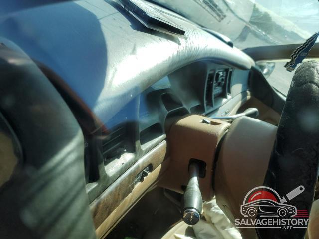 1LNLM82WXSY648639 1995 LINCOLN TOWNCAR photo no. 9