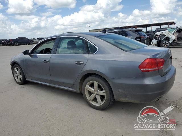 1VWBP7A38CC058458 2012 VOLKSWAGEN PASSAT photo no. 2