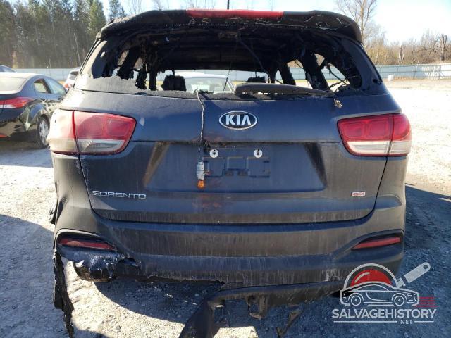 5XYPG4A39HG196522 2017 KIA SORENTO photo no. 9