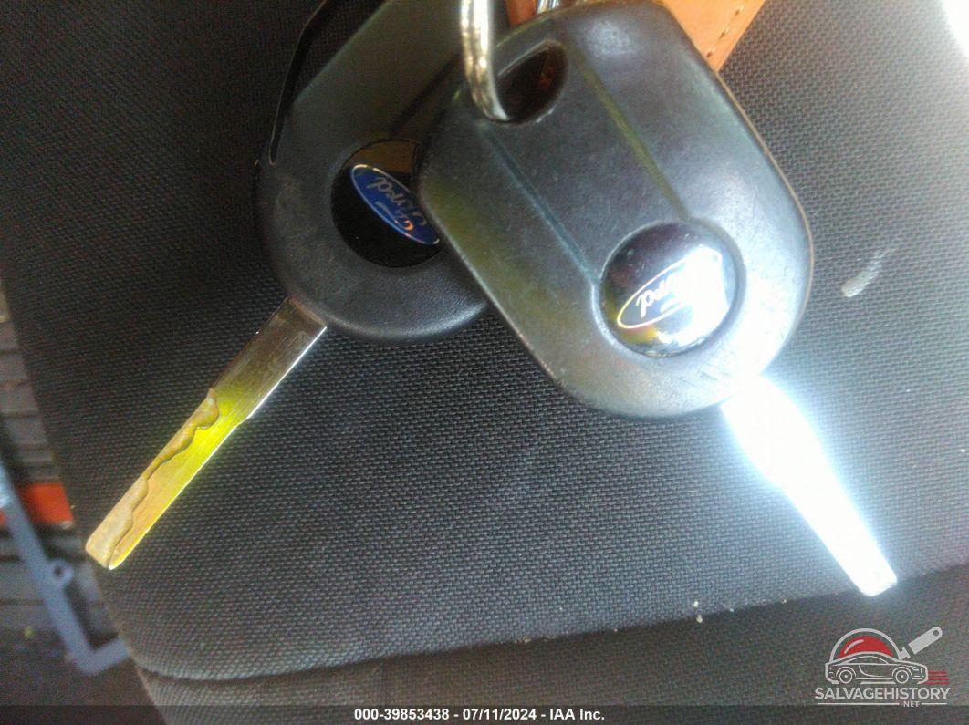 1FADP3F28GL381294 2016 FORD FOCUS photo no. 11