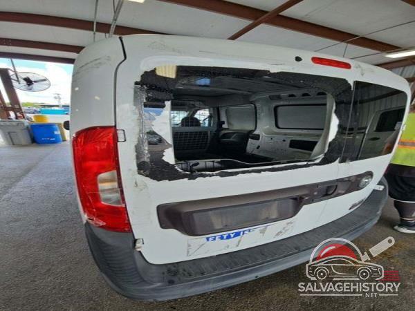 ZFBERFAT1G6C45877 2016 RAM PROMASTER CITY photo no. 6