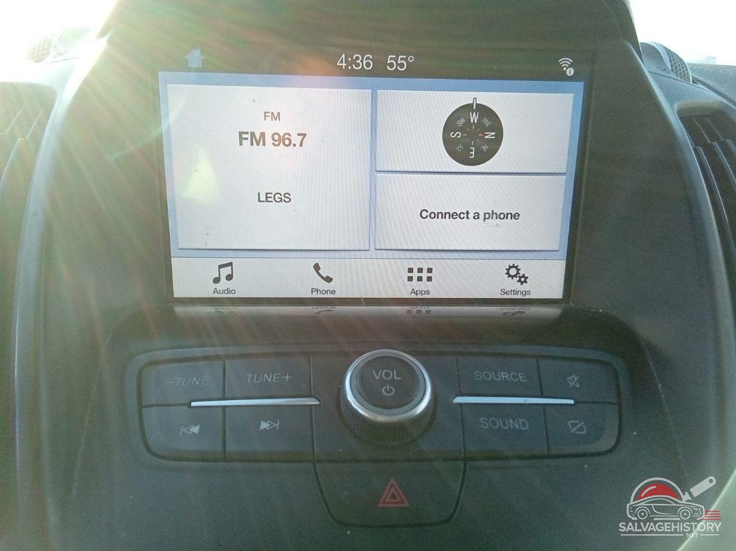 1FMCU0GD2KUA25760 2019 FORD ESCAPE photo no. 5