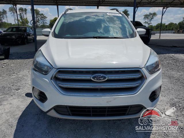 1FMCU0GD5HUD48516 2017 FORD ESCAPE photo no. 5