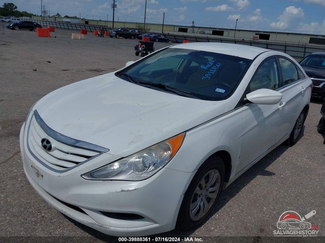5NPEB4AC2CH353346 2012 HYUNDAI SONATA photo no. 2