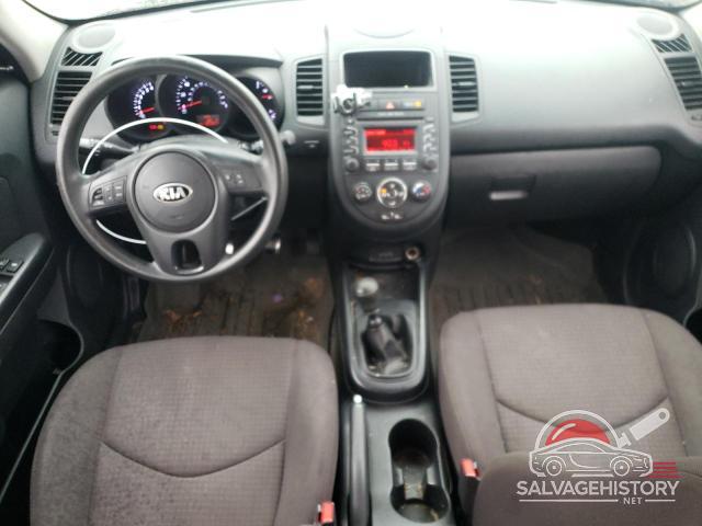 KNDJT2A54D7596633 2013 KIA SOUL photo no. 8