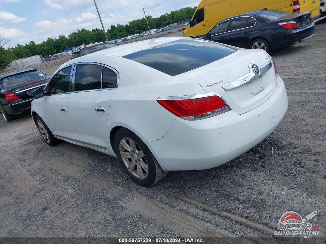1G4GC5ED8BF242478 2011 BUICK LACROSSE photo no. 3