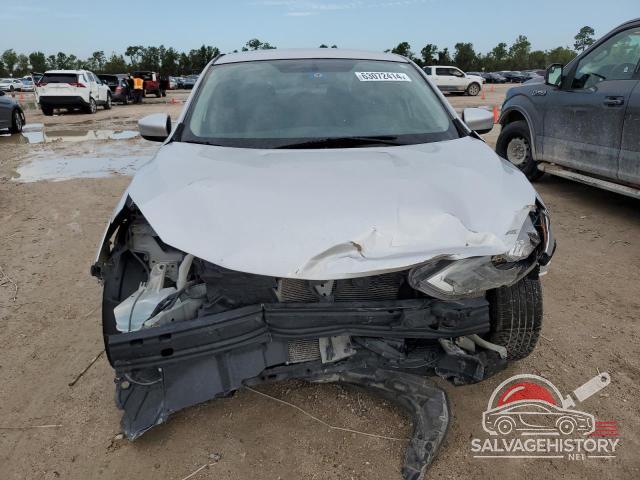 3N1AB7AP2JL639183 2018 NISSAN SENTRA photo no. 5