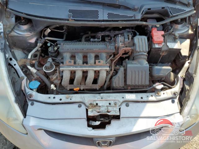 JHMGD38638S030220 2008 HONDA FIT photo no. 11