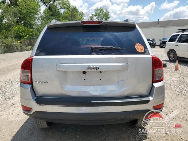 1J4NF1FB1BD215556 2011 JEEP COMPASS photo no. 6