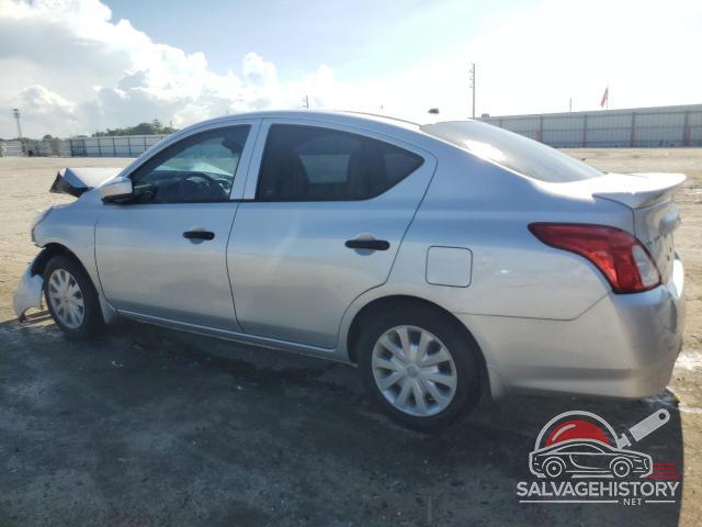 3N1CN7APXHL829517 2017 NISSAN VERSA photo no. 2