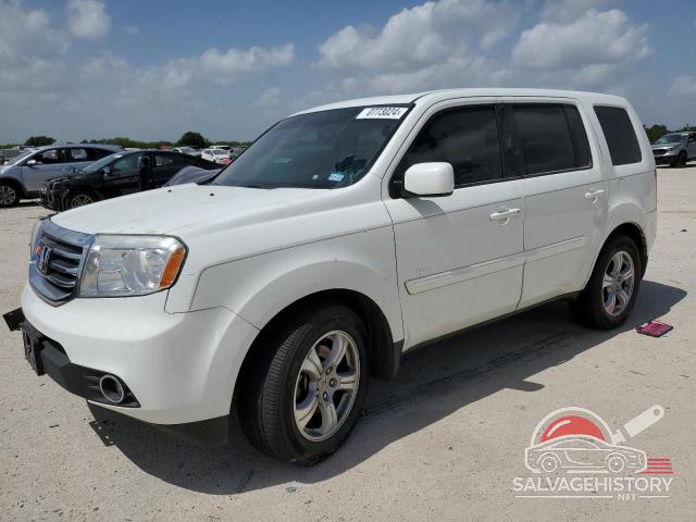 5FNYF3H71FB009787 2015 HONDA PILOT photo no. 3