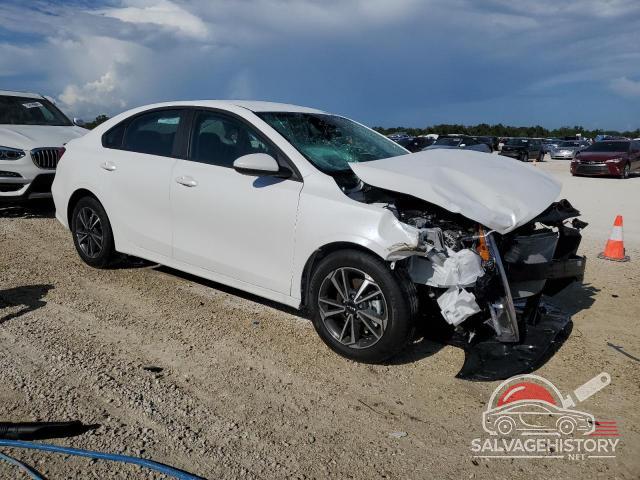 3KPF24AD6PE643502 2023 KIA FORTE photo no. 4