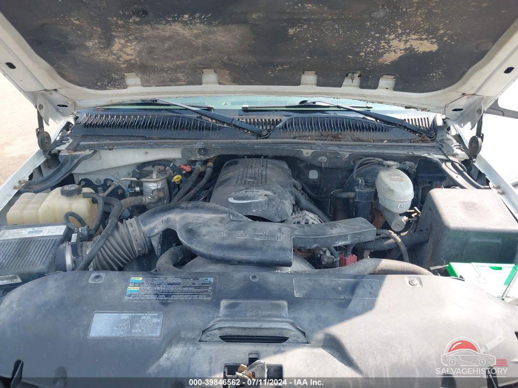 1GKEC16Z73J110734 2003 GMC YUKON XL 1500 photo no. 10