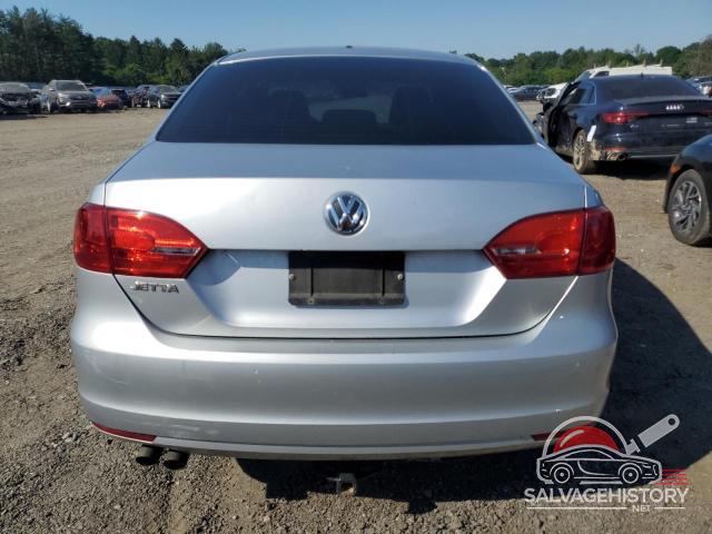 3VW1K7AJ6DM200198 2013 VOLKSWAGEN JETTA photo no. 6
