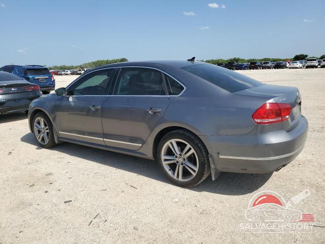 1VWBN7A3XDC052264 2013 VOLKSWAGEN PASSAT photo no. 2