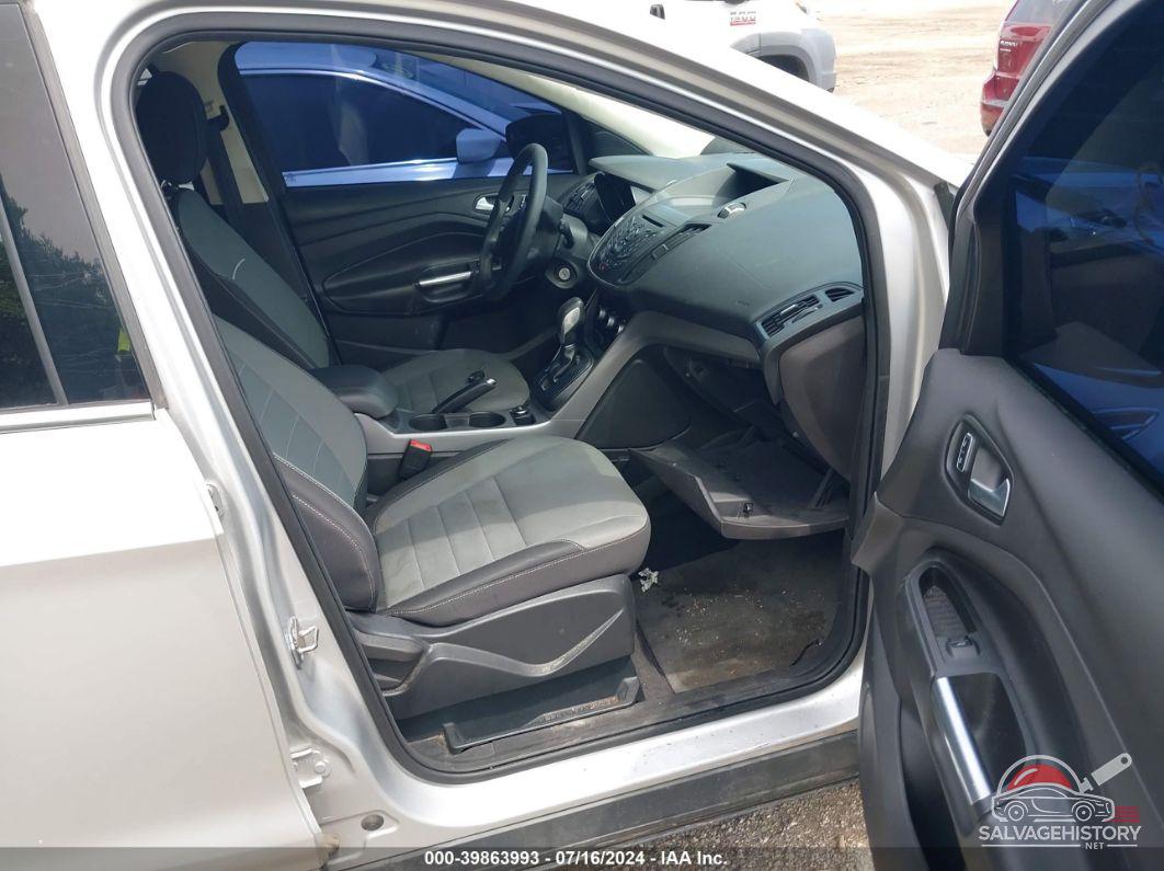 1FMCU9GX7FUB60690 2015 FORD ESCAPE photo no. 5