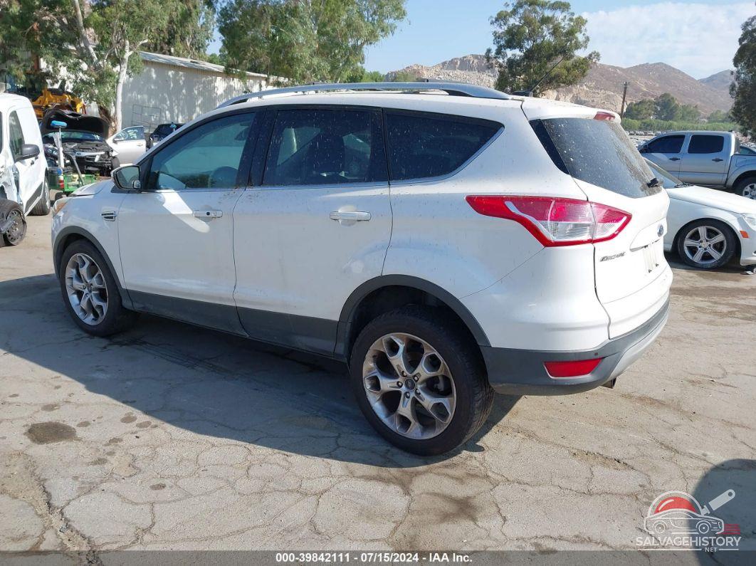 1FMCU9J95DUC46247 2013 FORD ESCAPE photo no. 3