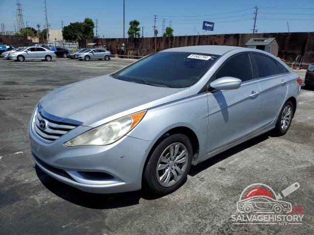 5NPEB4AC0DH503813 2013 HYUNDAI SONATA photo no. 3