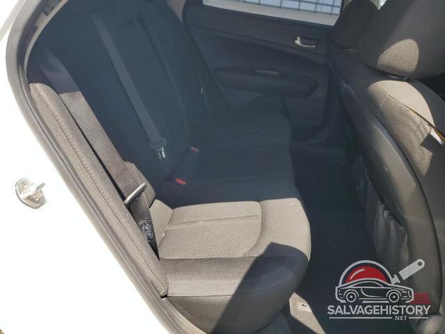 5XXGT4L31HG162488 2017 KIA OPTIMA photo no. 10