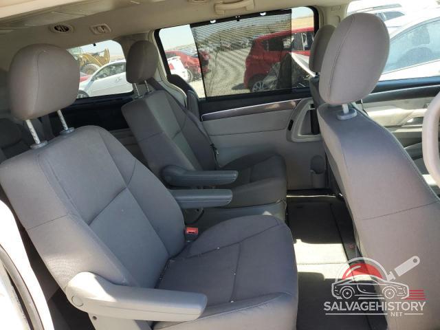 2V8HW34149R558706 2009 VOLKSWAGEN ROUTAN photo no. 11