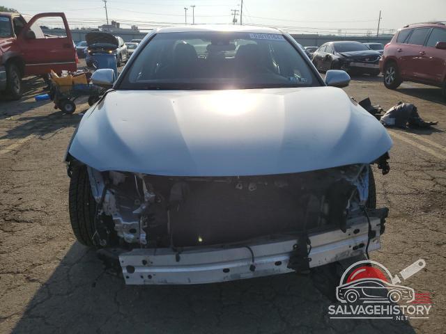 4T1B11HKXJU116250 2018 TOYOTA CAMRY photo no. 5