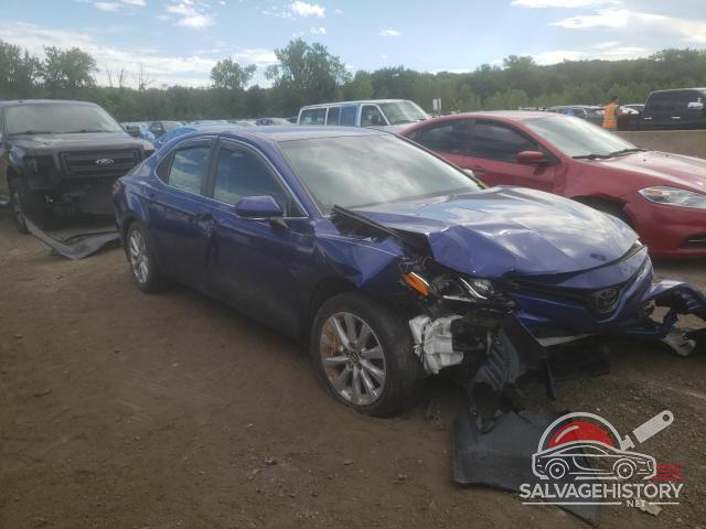 4T1B11HK9JU577388 2018 TOYOTA CAMRY photo no. 4