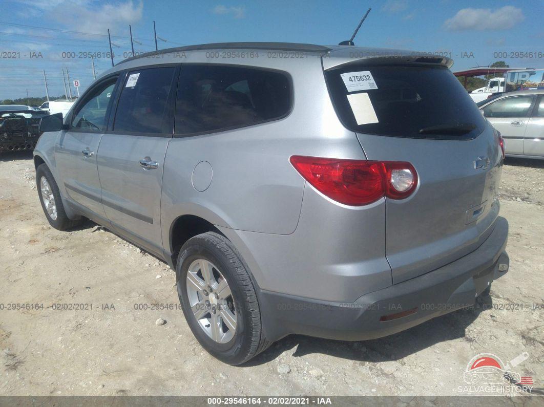 1GNKRFED9BJ213269 2011 CHEVROLET TRAVERSE photo no. 3