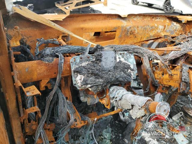 5N1AT2MV0FC764320 2015 NISSAN ROGUE photo no. 9
