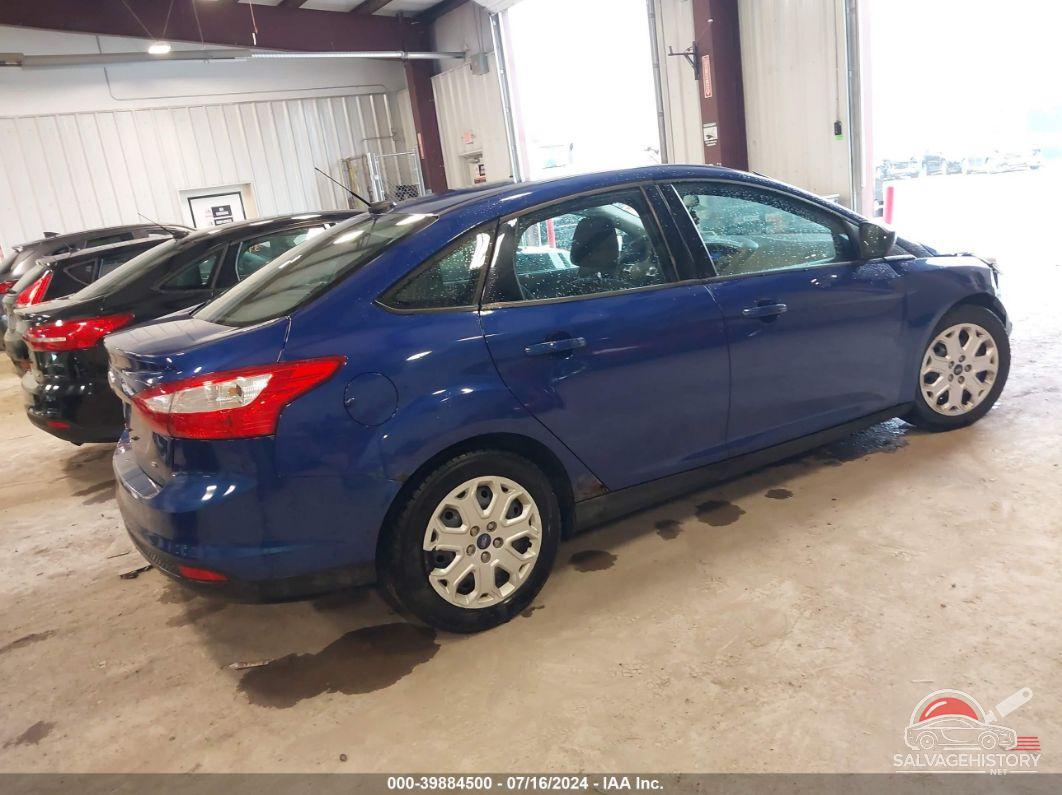 1FAHP3F27CL353790 2012 FORD FOCUS photo no. 4