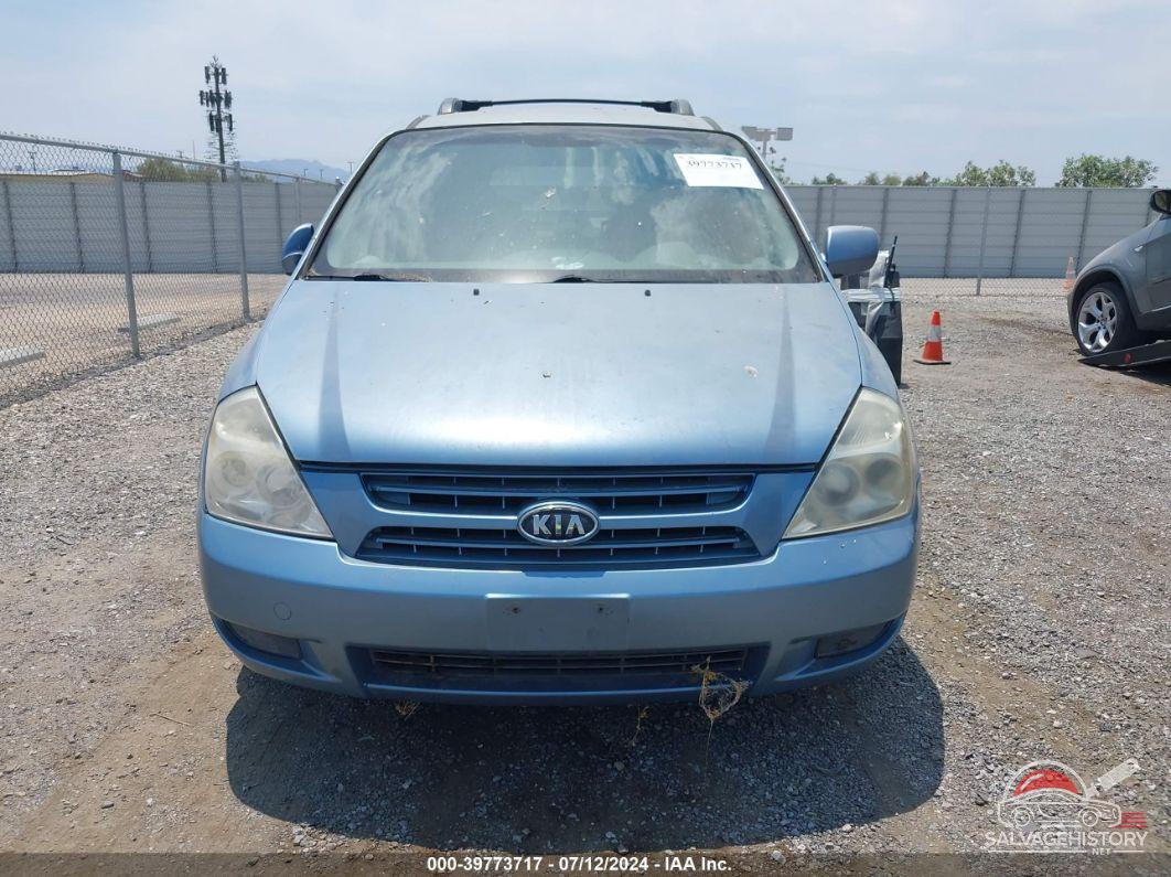 KNDMB233286243380 2008 KIA SEDONA photo no. 6