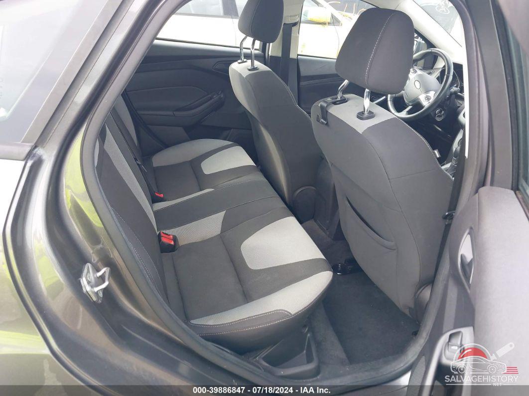1FAHP3F2XCL265154 2012 FORD FOCUS photo no. 8