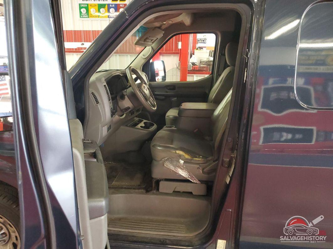 1N6BF0LY6KN802662 2019 NISSAN NV photo no. 3