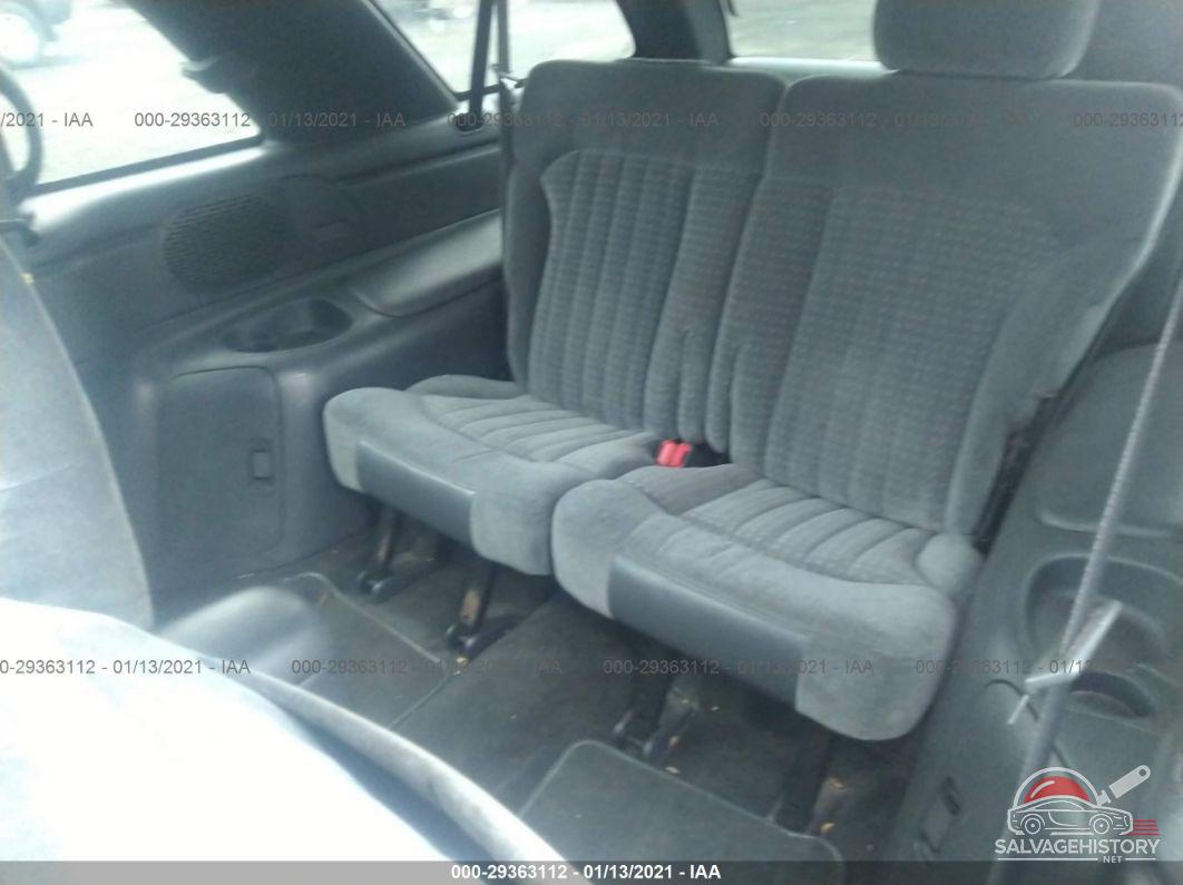 1GNCT18W7YK295656 2000 CHEVROLET BLAZER photo no. 8