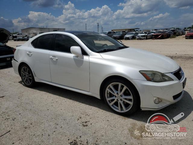 JTHBK262282082531 2008 LEXUS IS photo no. 4