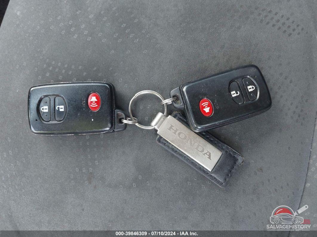 JTDZN3EU1C3181778 2012 TOYOTA PRIUS V photo no. 11
