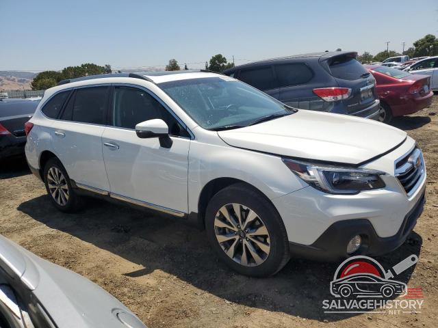 4S4BSATC0J3307274 2018 SUBARU OUTBACK photo no. 4