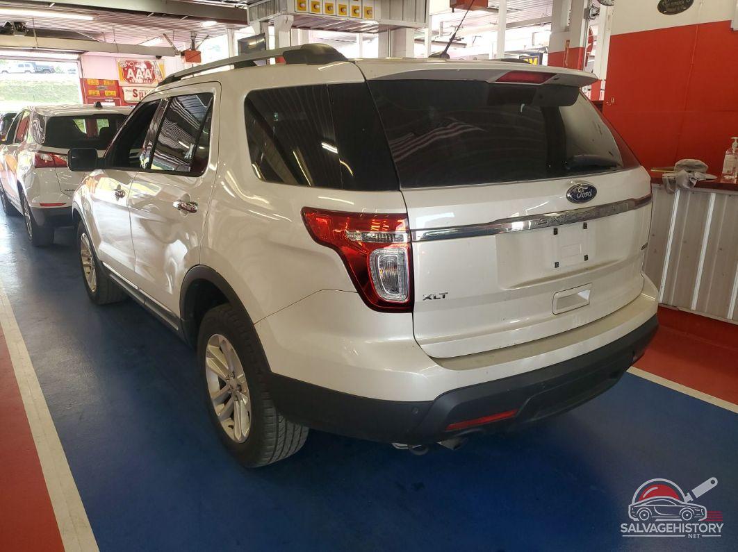 1FM5K8D85FGB52947 2015 FORD EXPLORER photo no. 10