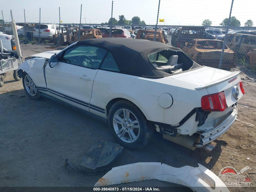 1ZVBP8EM8B5163576 2011 FORD MUSTANG photo no. 3