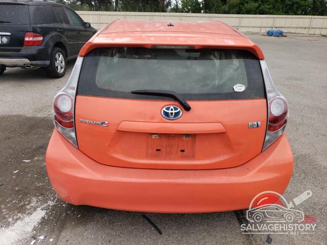 JTDKDTB38D1042003 2013 TOYOTA PRIUS photo no. 6