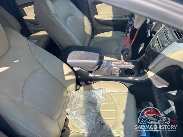 1GNKVLED1BJ366092 2011 CHEVROLET TRAVERSE photo no. 8