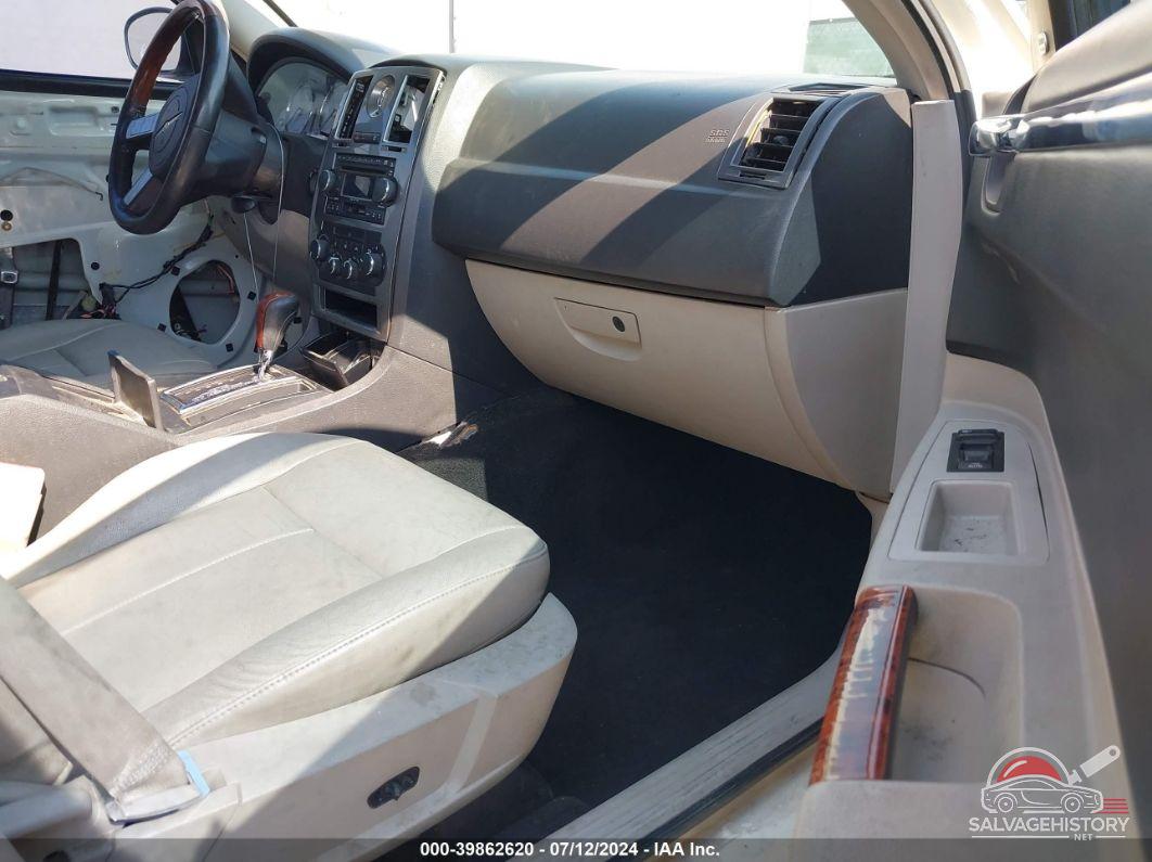 2C3AA53G55H522086 2005 CHRYSLER 300 photo no. 5