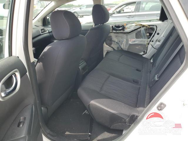 3N1AB7AP4GY272329 2016 NISSAN SENTRA photo no. 10